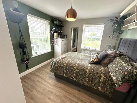 4 bedroom Detached house for sale in Hargate Lane, Newton Solney, Burton-on-Trent, DE15