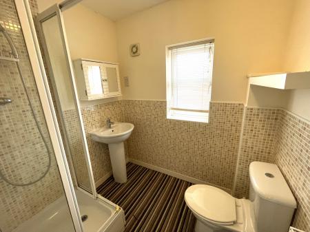 5 bedroom Detached house for sale in Hevea Road, Burton-on-Trent, DE13