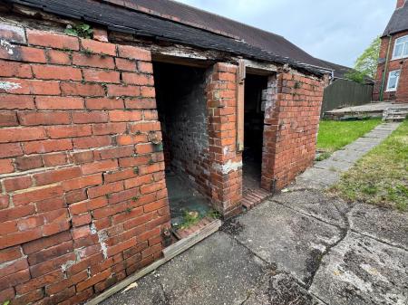 2 bedroom End of terrace house for sale in High Street, Newhall, Swadlincote, Derbyshire, DE11