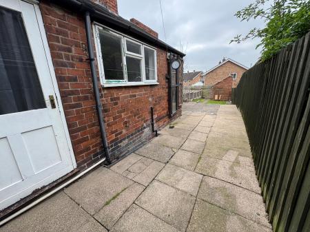 2 bedroom End of terrace house for sale in High Street, Newhall, Swadlincote, Derbyshire, DE11