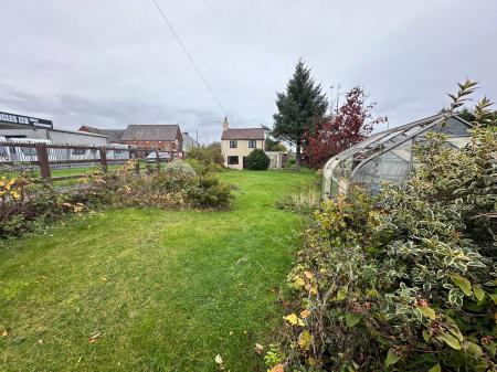 2 bedroom Detached house for sale in Mount Pleasant Road, Swadlincote, DE11