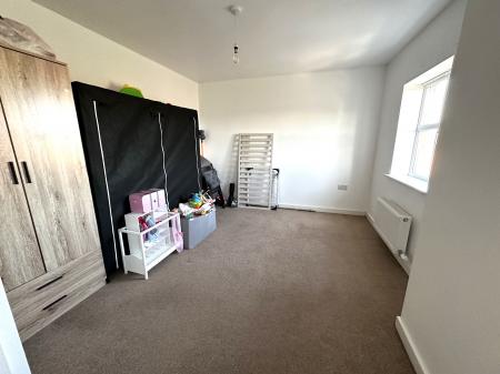 4 bedroom Town house for sale in Panama Road, Burton-on-Trent, DE13