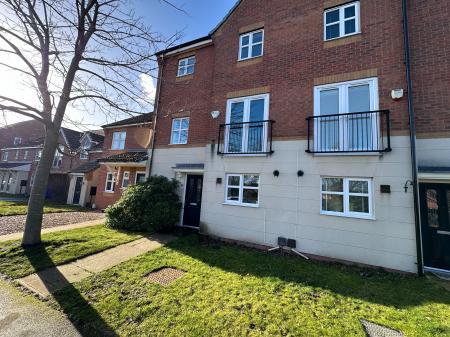 Panama Road, Burton-on-Trent, DE13