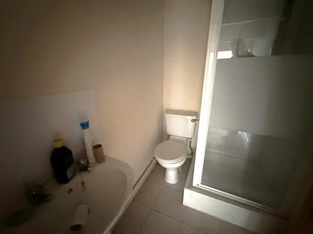 2 bedroom Terraced House for sale in Queen Street, Burton-on-Trent, DE14