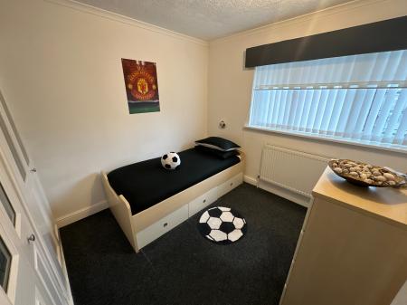 4 bedroom Detached house for sale in Sheffield Street, Burton-on-Trent, DE14