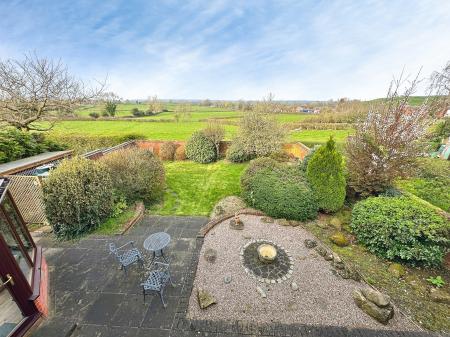 4 bedroom Detached house for sale in Stubby Lane, Draycott in the Clay, Derby, DE6