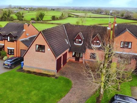4 bedroom Detached house for sale in Stubby Lane, Draycott in the Clay, Derby, DE6