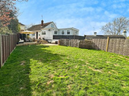 4 bedroom Detached bungalow for sale in The Dingle, Stapenhill, Burton-on-Trent, DE15