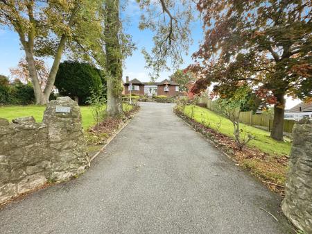 3 bedroom Bungalow for sale in Wood Lane, Swadlincote, DE11