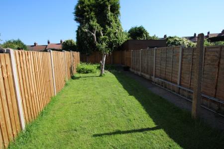 2 bedroom Terraced House to let in Long Street, Burton-On-Trent, DE15