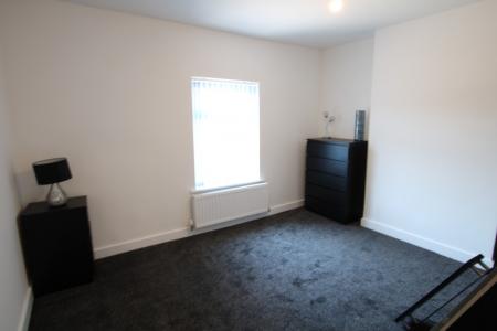 2 bedroom Terraced House to let in Long Street, Burton-On-Trent, DE15