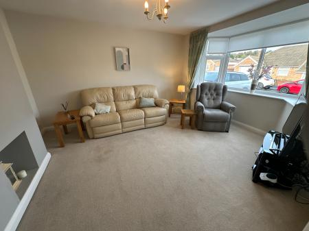 2 bedroom Semi-detached bungalow for sale in Ashford Road, Burton-on-Trent, DE13