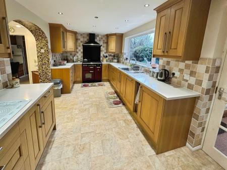 4 bedroom Detached house for sale in Beamhill Road, Anslow, Burton-on-Trent, DE13