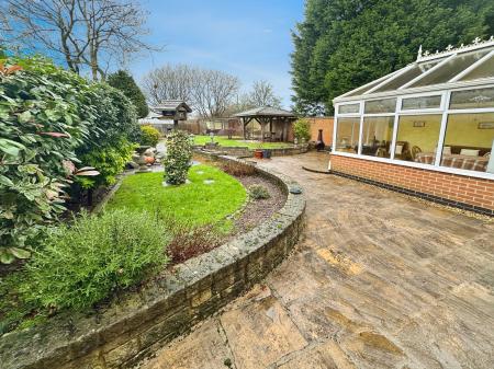 4 bedroom Detached house for sale in Beamhill Road, Anslow, Burton-on-Trent, DE13