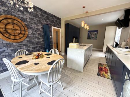 3 bedroom Detached house for sale in Burton Road, Castle Gresley, Swadlincote, Derbyshire, DE11