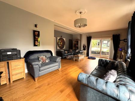 3 bedroom Detached house for sale in Burton Road, Castle Gresley, Swadlincote, Derbyshire, DE11