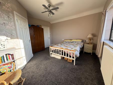 3 bedroom Detached house for sale in Burton Road, Castle Gresley, Swadlincote, Derbyshire, DE11