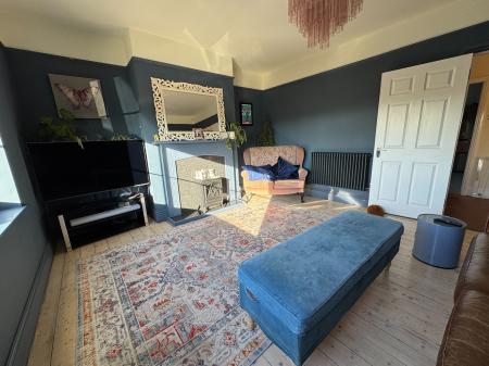 3 bedroom Detached house for sale in Burton Road, Castle Gresley, Swadlincote, Derbyshire, DE11
