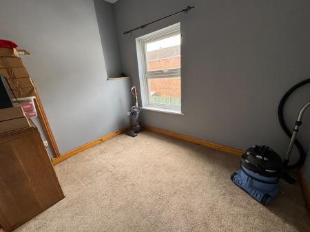 3 bedroom Semi-detached house for sale in Burton Road, Woodville, Swadlincote, DE11