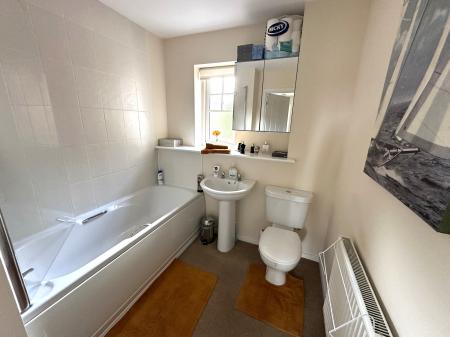 2 bedroom Maisonette for sale in Caroline Court, Burton-on-Trent, DE14