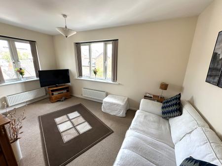 2 bedroom Maisonette for sale in Caroline Court, Burton-on-Trent, DE14