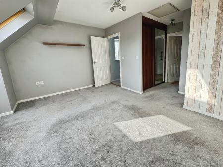 3 bedroom Town house for sale in Caroline Court, Burton-on-Trent, DE14