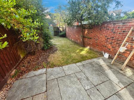 3 bedroom Town house for sale in Caroline Court, Burton-on-Trent, DE14