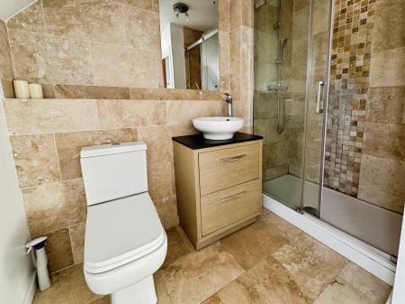 3 bedroom Town house for sale in Caroline Court, Burton-on-Trent, DE14