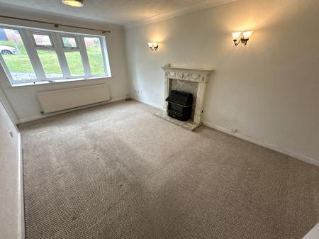 2 bedroom Detached bungalow for sale in Chatsworth Drive, Tutbury, Burton-on-Trent, DE13