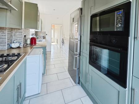 3 bedroom Detached house for sale in Church Road, Stretton, Burton-on-Trent, DE13