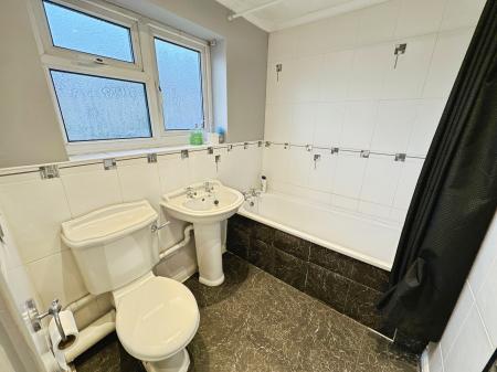 3 bedroom Detached house for sale in Cricketers Close, Burton-on-Trent, DE15
