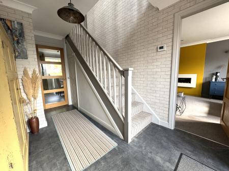 4 bedroom Detached house for sale in Derwent Road, Brizlincote Valley, Burton-on-Trent, DE15