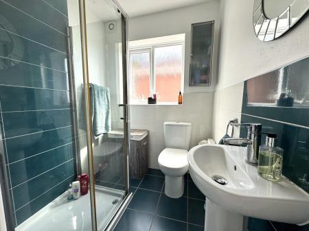 4 bedroom Detached house for sale in Derwent Road, Brizlincote Valley, Burton-on-Trent, DE15