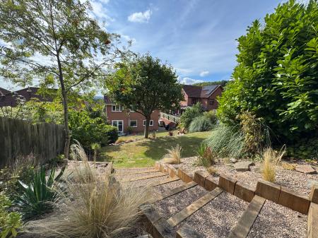 4 bedroom Detached house for sale in Derwent Road, Brizlincote Valley, Burton-on-Trent, DE15