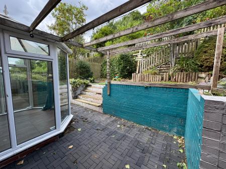 4 bedroom Detached house for sale in Derwent Road, Brizlincote Valley, Burton-on-Trent, DE15