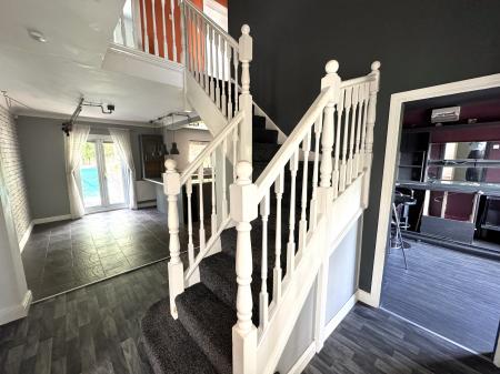 4 bedroom Detached house for sale in Derwent Road, Brizlincote Valley, Burton-on-Trent, DE15