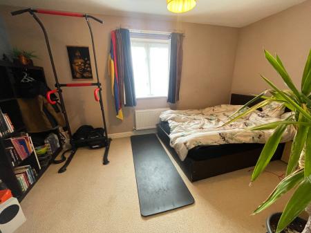 4 bedroom Town house for sale in Evershed Way, Burton-on-Trent, DE14