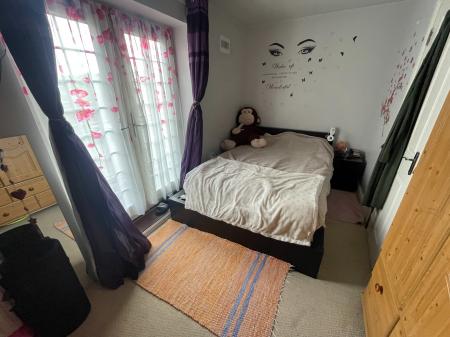 4 bedroom Town house for sale in Evershed Way, Burton-on-Trent, DE14