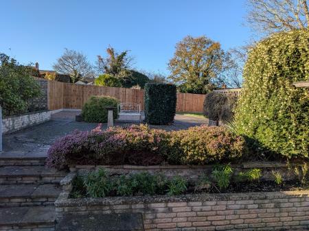 4 bedroom Detached house for sale in Farm Close, Burton-on-Trent, DE13