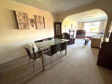 2 bedroom Semi-detached bungalow for sale in Faversham Road, Burton-on-Trent, DE13