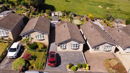 2 bedroom Detached bungalow for sale in Field Close, Burton-on-Trent, DE13