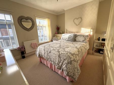 3 bedroom Terraced House for sale in Frederick Street, Stapenhill, Burton-on-Trent, DE15