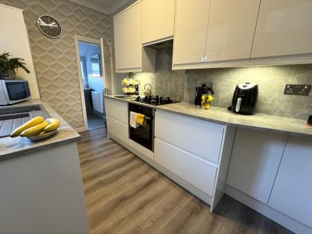 3 bedroom Terraced House for sale in Frederick Street, Stapenhill, Burton-on-Trent, DE15