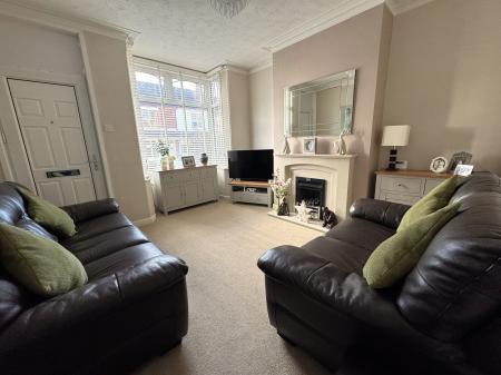 3 bedroom Terraced House for sale in Frederick Street, Stapenhill, Burton-on-Trent, DE15