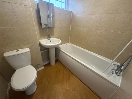 3 bedroom Semi-detached house for sale in Glamis Close, Stretton, Burton-on-Trent, DE13