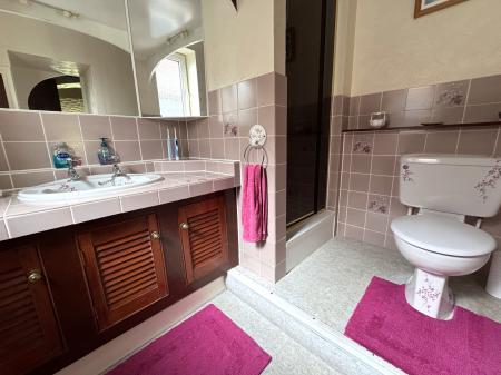 3 bedroom Bungalow for sale in Gresley Wood Road, Church Gresley, Swadlincote, DE11