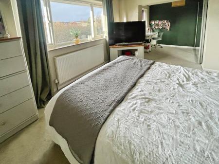 3 bedroom Semi-detached house for sale in Harwood Avenue, Branston, Burton-on-Trent, DE14