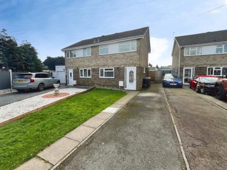 Harwood Avenue, Branston, Burton-on-Trent, DE14