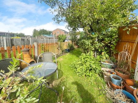 3 bedroom Terraced House for sale in Heath Road, Stapenhill, Burton-on-Trent, DE15