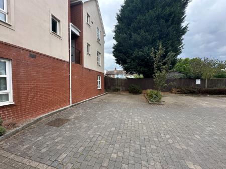 1 bedroom Flat for sale in Heathlands Grange, Stapenhill, Burton-on-Trent, DE15